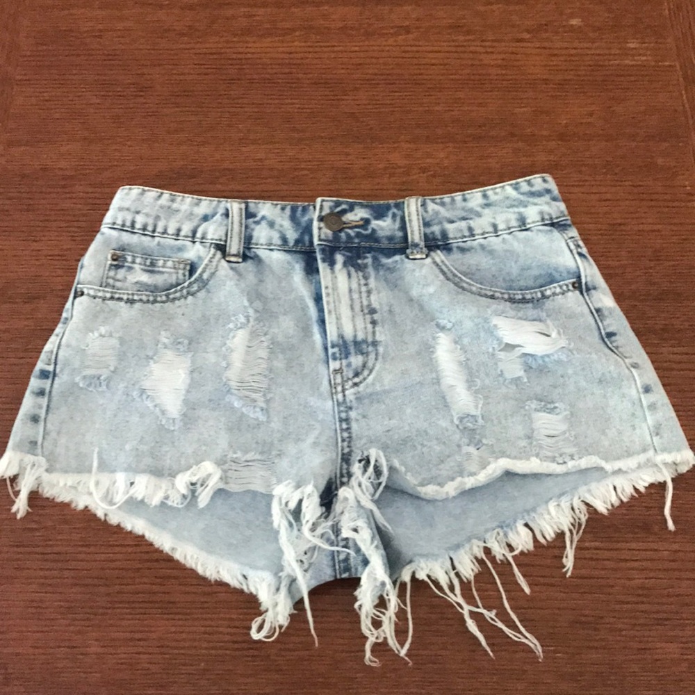 Short shorts